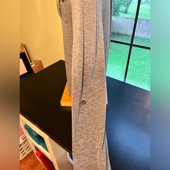 A New Day Light Gray V-neck Henley long sleeve tee w/roll up tabs - Picture 6 of 15